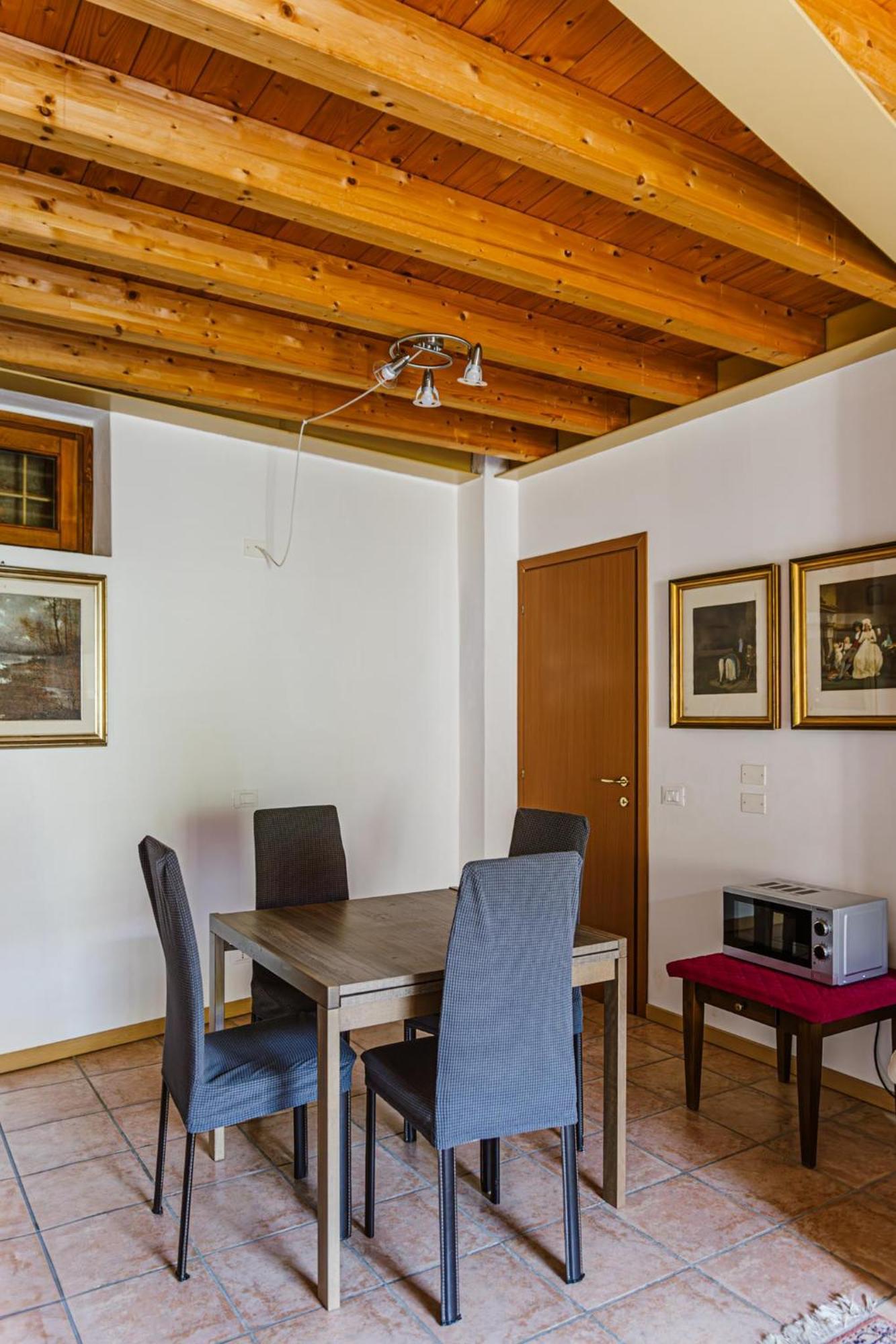 マネルバ・デル・ガルダCozy Castelloアパートメント エクステリア 写真