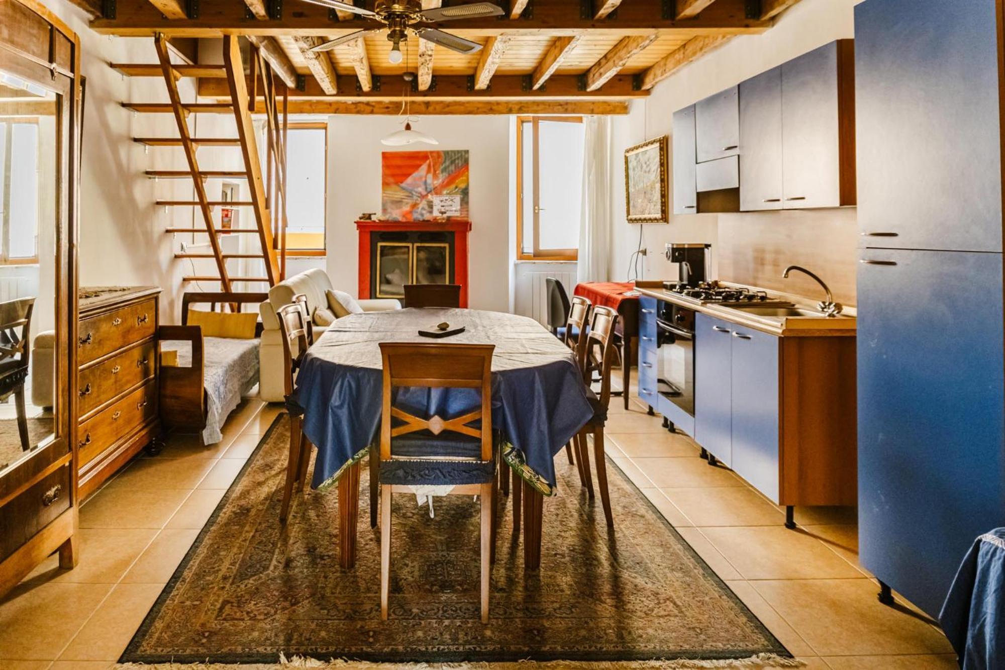 マネルバ・デル・ガルダCozy Castelloアパートメント エクステリア 写真